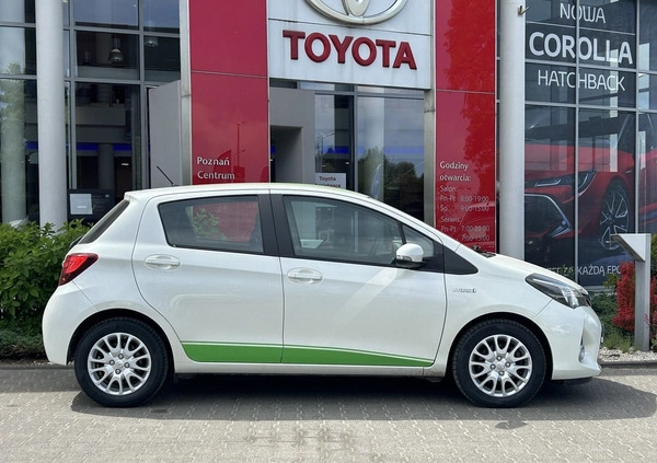 Toyota Yaris cena 46300 przebieg: 95160, rok produkcji 2014 z Poznań małe 232